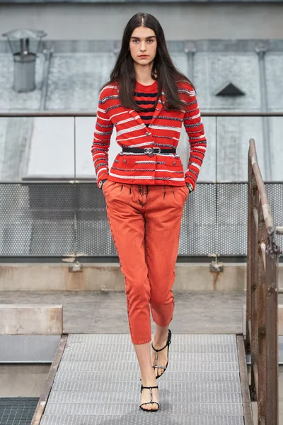Look 34